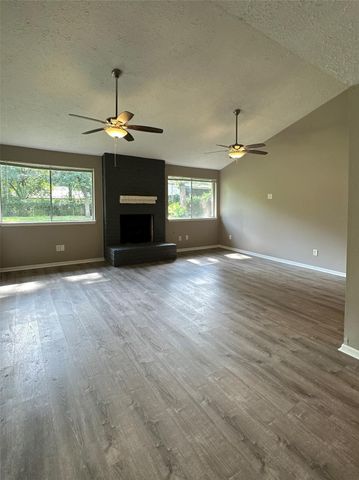 26403 Hunters Hollow Drive, Spring, TX 77380