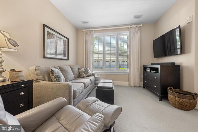 4102 PARKVIEW DR, Haverford, PA 19041