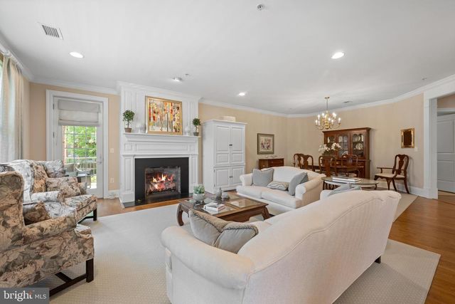 4102 PARKVIEW DR, Haverford, PA 19041