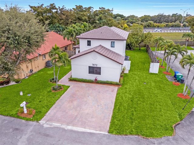7472 NW 167th St, Hialeah, FL 33015