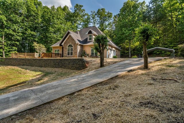 201 Oakawana Trail, Blue Ridge, GA 30513