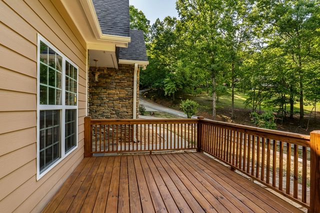 201 Oakawana Trail, Blue Ridge, GA 30513