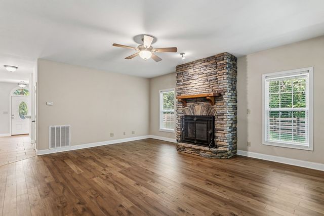 201 Oakawana Trail, Blue Ridge, GA 30513