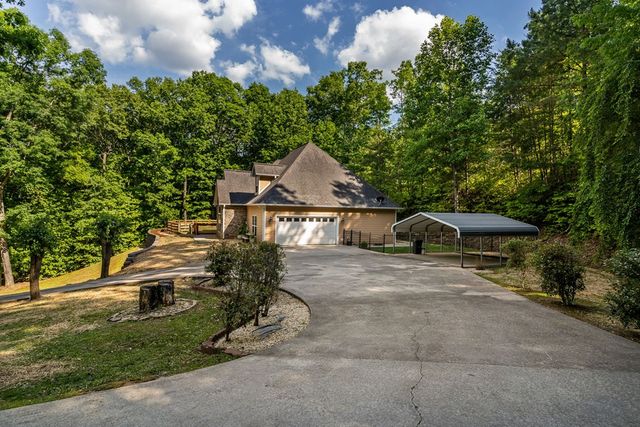201 Oakawana Trail, Blue Ridge, GA 30513