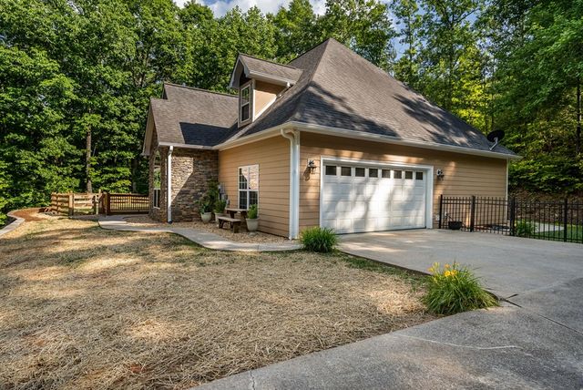 201 Oakawana Trail, Blue Ridge, GA 30513