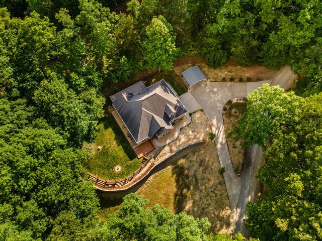 201 Oakawana Trail, Blue Ridge, GA 30513