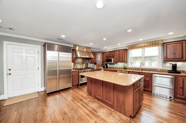 2149 Stanmore Drive, Houston, TX 77019