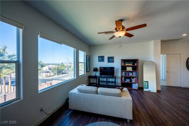 359 Hoskins Court, Henderson, NV 89012