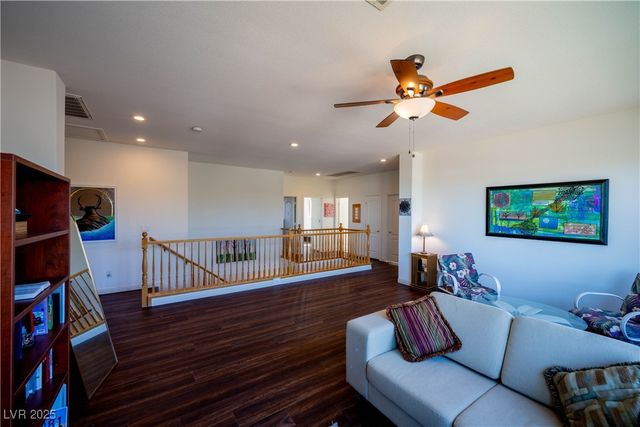 359 Hoskins Court, Henderson, NV 89012