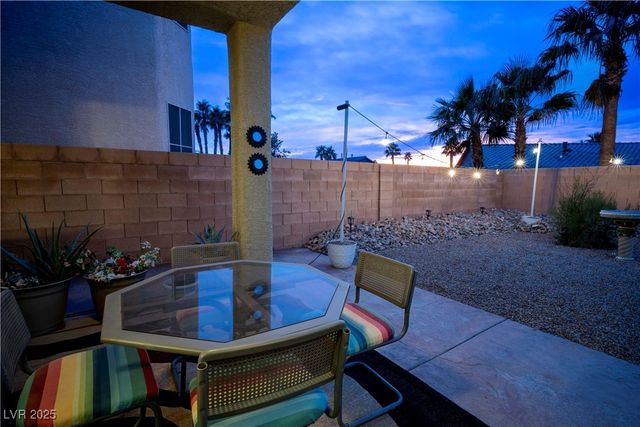 359 Hoskins Court, Henderson, NV 89012