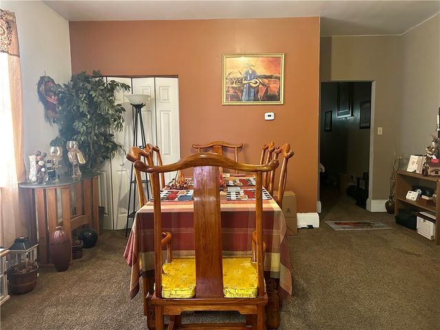 907 Crest Ave, Charleroi Boro, PA 15022