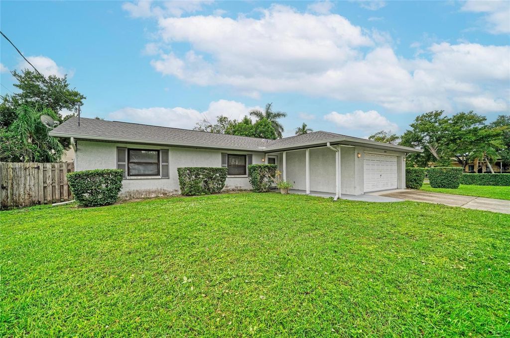 4205 4TH AVENUE W, BRADENTON, FL 34209 — exterior