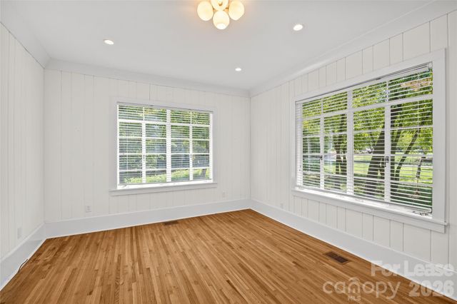 2025 Sharon Road, Charlotte, NC 28207