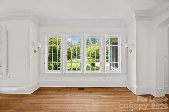 2025 Sharon Road, Charlotte, NC 28207