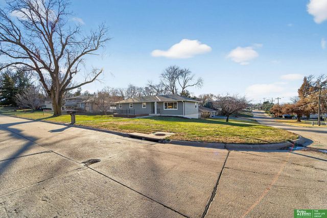 3006 S 107 Street, Omaha, NE 68124