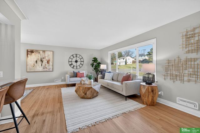 3006 S 107 Street, Omaha, NE 68124