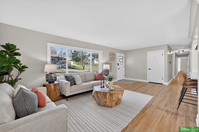 3006 S 107 Street, Omaha, NE 68124