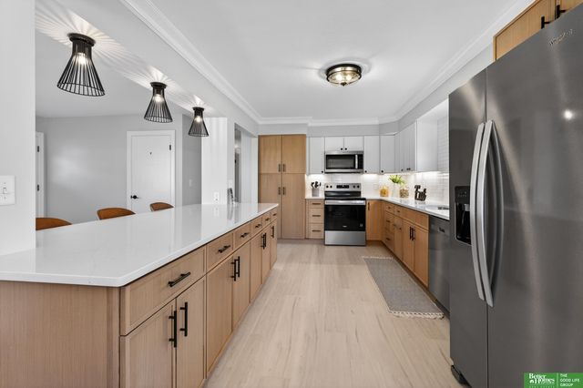 3006 S 107 Street, Omaha, NE 68124