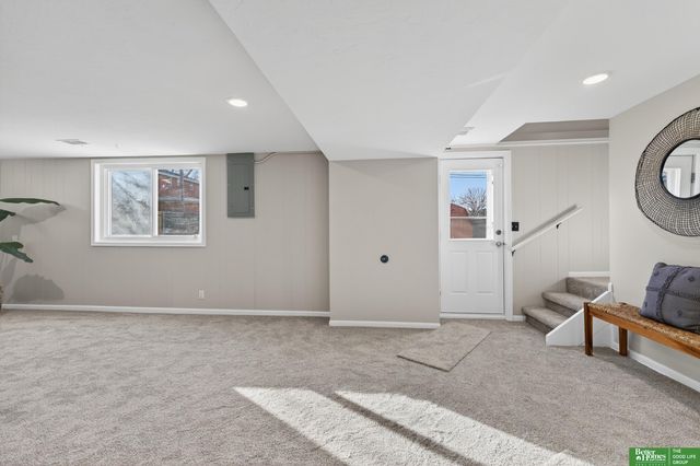 3006 S 107 Street, Omaha, NE 68124