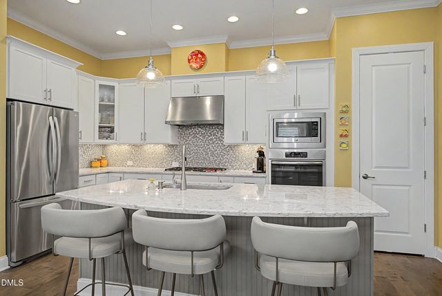 60 Middleton Place, Chapel Hill, NC 27516