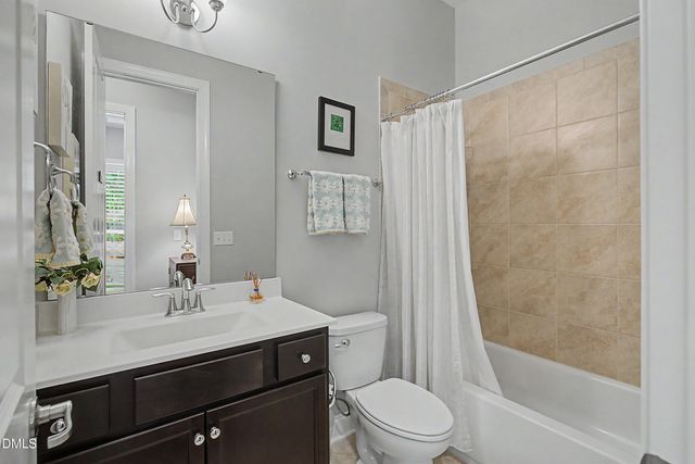 60 Middleton Place, Chapel Hill, NC 27516