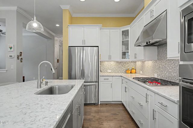 60 Middleton Place, Chapel Hill, NC 27516