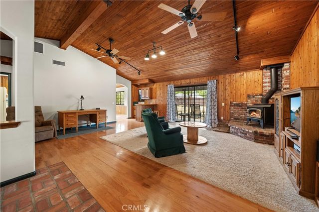 30000 Jamaica Dunes Drive, Tehachapi, CA 93561