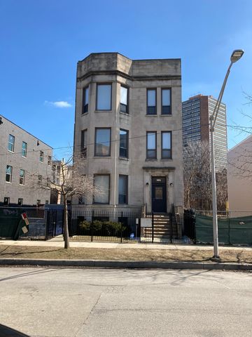 4041 S Calumet Avenue, Chicago, IL 60653