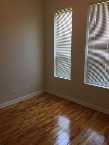 4041 S Calumet Avenue, Chicago, IL 60653