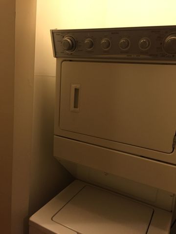 4041 S Calumet Avenue, Chicago, IL 60653