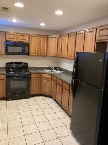 4041 S Calumet Avenue, Chicago, IL 60653