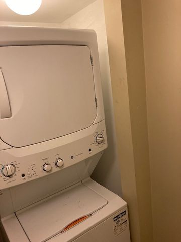 4041 S Calumet Avenue, Chicago, IL 60653