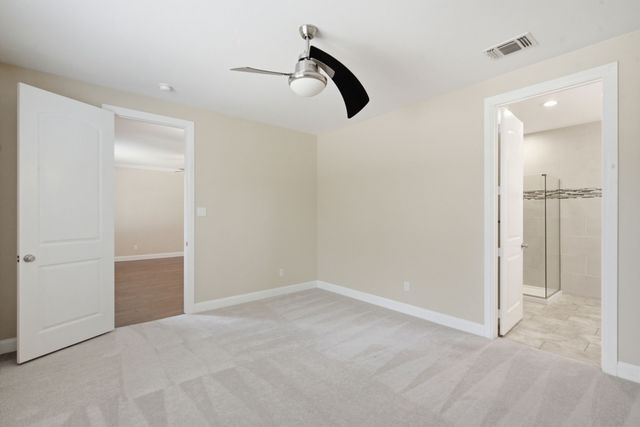 5221 Park Drive, River Oaks, TX 76114