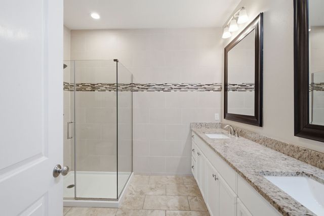 5221 Park Drive, River Oaks, TX 76114