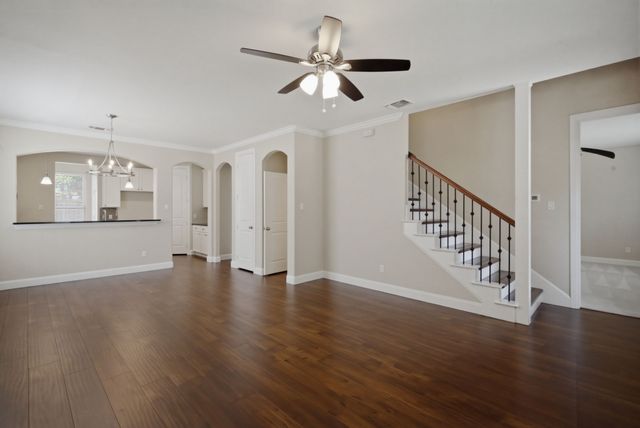 5221 Park Drive, River Oaks, TX 76114