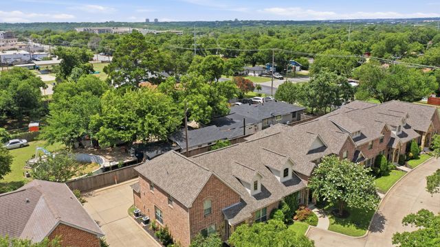 5221 Park Drive, River Oaks, TX 76114