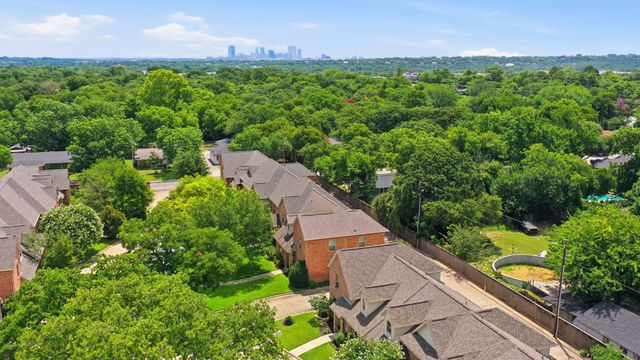 5221 Park Drive, River Oaks, TX 76114