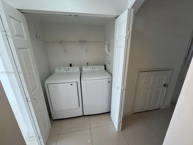 4941 Tradewinds Ter 805, Dania Beach, FL 33312