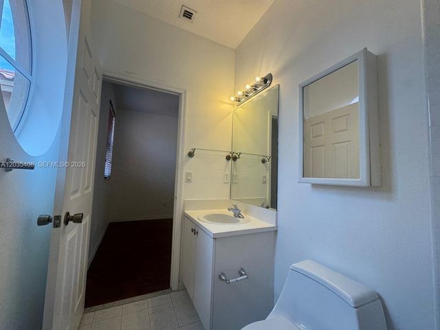 4941 Tradewinds Ter 805, Dania Beach, FL 33312