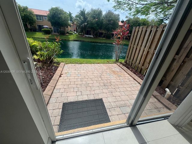 4941 Tradewinds Ter 805, Dania Beach, FL 33312