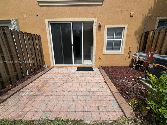4941 Tradewinds Ter 805, Dania Beach, FL 33312