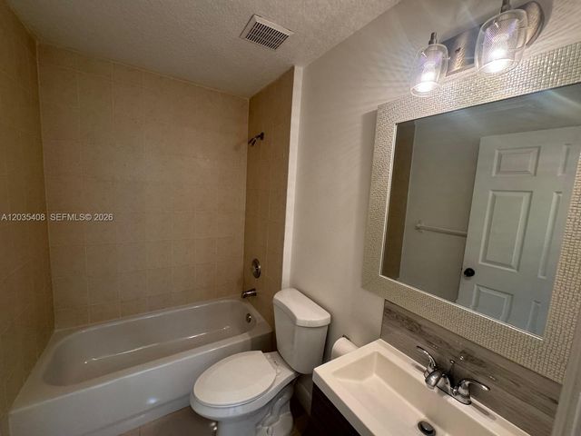 4941 Tradewinds Ter 805, Dania Beach, FL 33312
