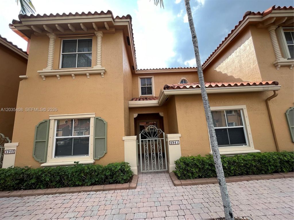 4941 Tradewinds Ter 805, Dania Beach, FL 33312