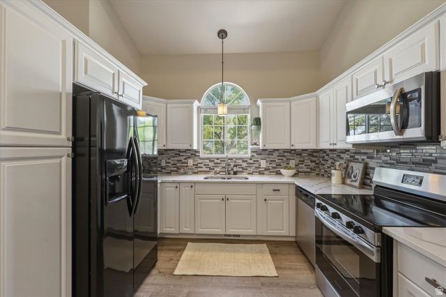 5571 W 4260 S, West Valley City, UT 84120