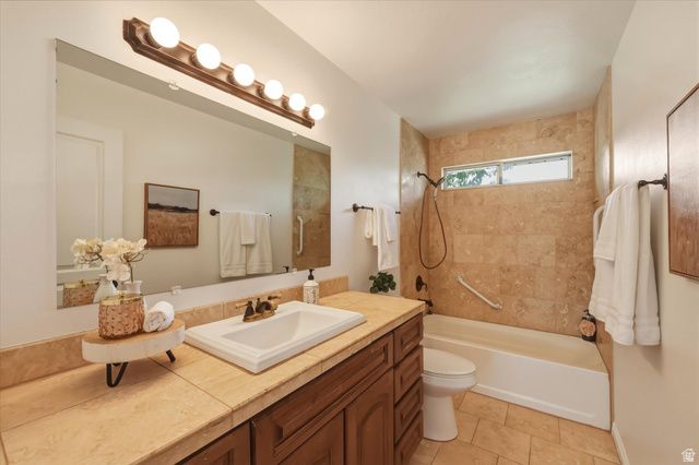 5571 W 4260 S, West Valley City, UT 84120