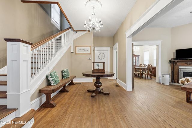 129 W 9TH Street, Jacksonville, FL 32206