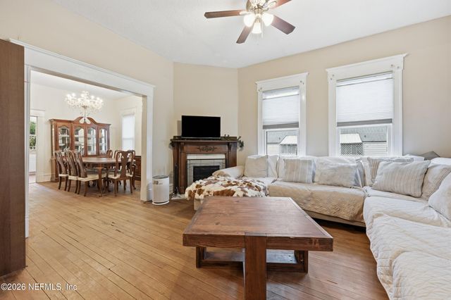 129 W 9TH Street, Jacksonville, FL 32206