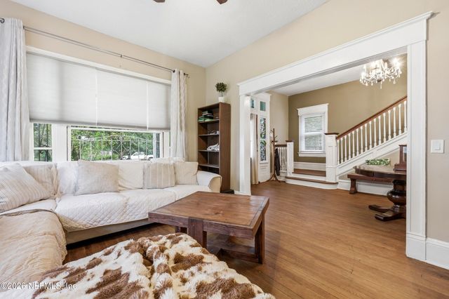 129 W 9TH Street, Jacksonville, FL 32206