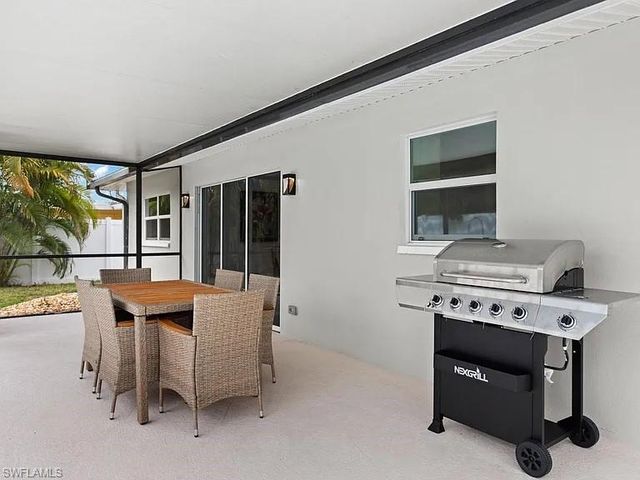 4526 SE 10th AVE, Cape Coral, FL 33904