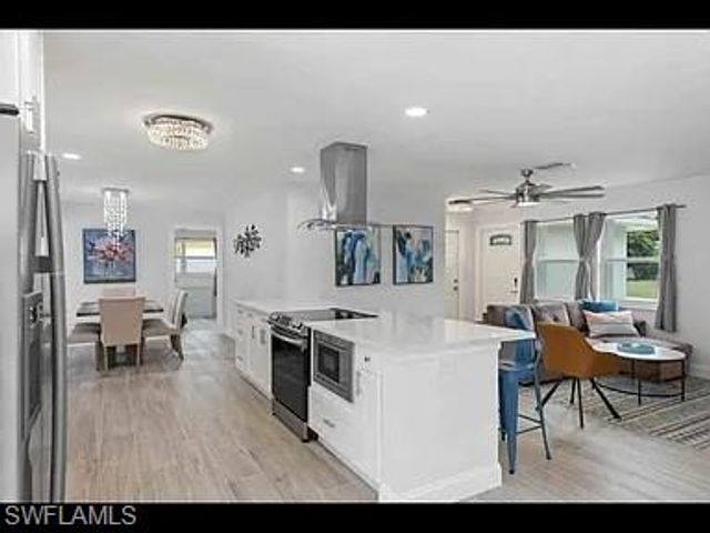 4526 SE 10th AVE, Cape Coral, FL 33904